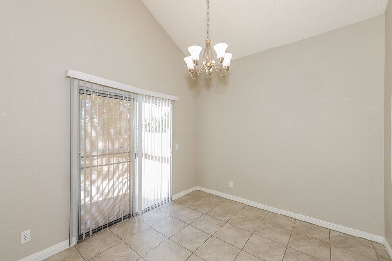2,190/Mo, 1403 Harmony Hill Dr Henderson, NV 89014 Dining Room View