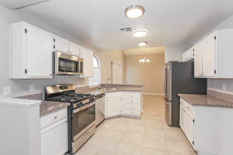 2,145/Mo, 1403 Harmony Hill Dr Henderson, NV 89014 Kitchen View