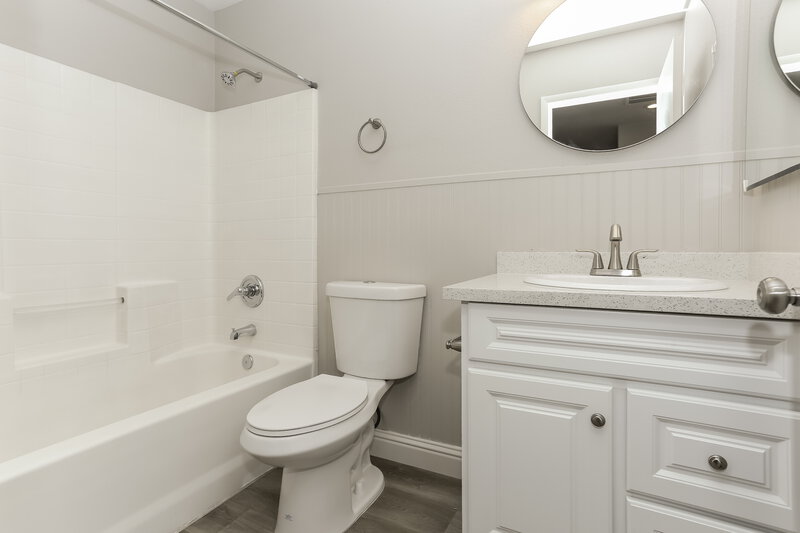 2,130/Mo, 8888 Perfect Diamond Ct Las Vegas, NV 89129 Bathroom View