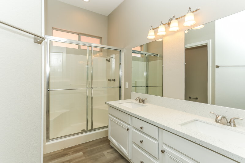 2,085/Mo, 4513 Florentine Ct Las Vegas, NV 89130 Main Bathroom View