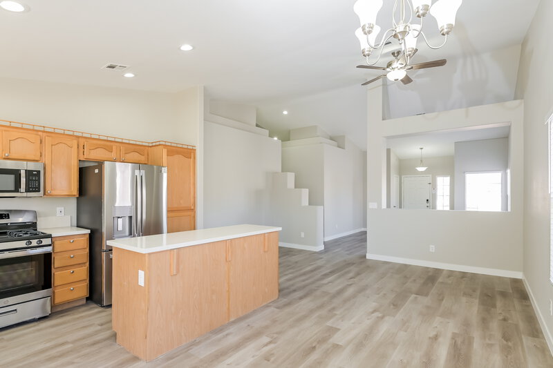 2,225/Mo, 1283 Silver Knoll Ave Las Vegas, NV 89123 Dining Room View 2