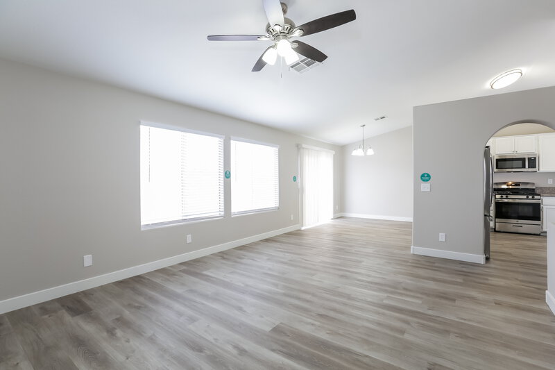 1,850/Mo, 3520 Slapton Ave North Las Vegas, NV 89031 Living Room View