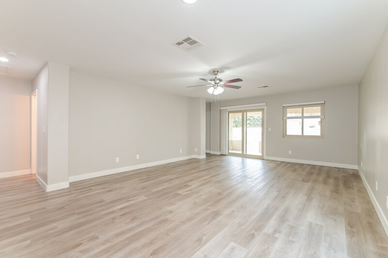 1,975/Mo, 1057 Spotted Bull Ct Henderson, NV 89011 Living Room View