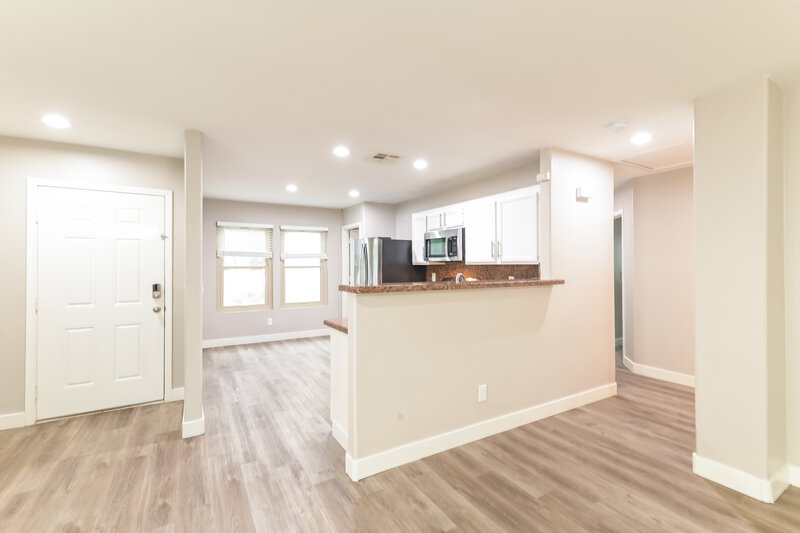 1,975/Mo, 1057 Spotted Bull Ct Henderson, NV 89011 Kitchen View