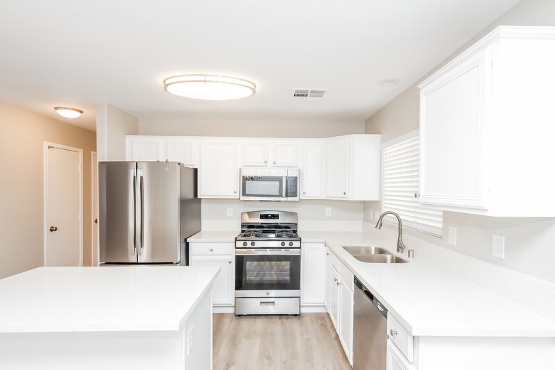 2,055/Mo, 5224 Mineral Lake Dr Las Vegas, NV 89122 Misc View 7