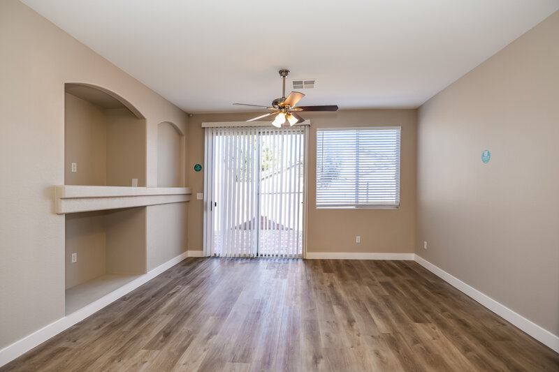 2,535/Mo, 9156 Briarthorne St Las Vegas, NV 89123 Dining Room View