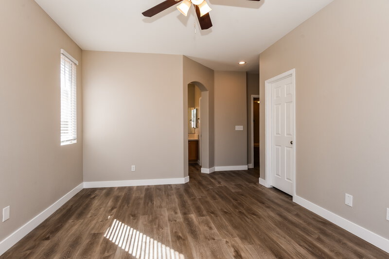 2,535/Mo, 9156 Briarthorne St Las Vegas, NV 89123 Main Bedroom View 2