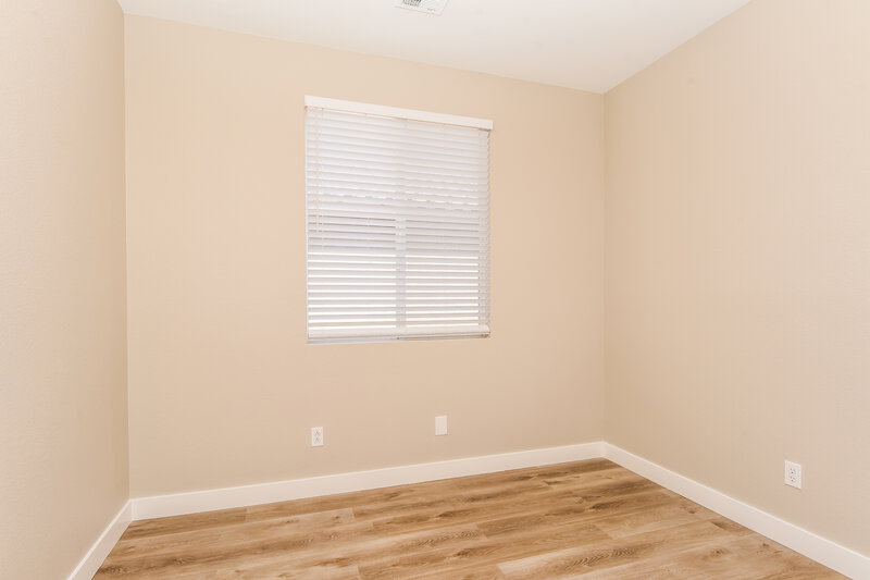 2,535/Mo, 9156 Briarthorne St Las Vegas, NV 89123 Bedroom View 2