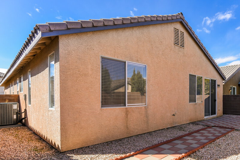 2,535/Mo, 9156 Briarthorne St Las Vegas, NV 89123 Rear View