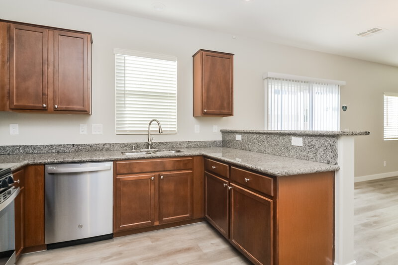 2,480/Mo, 10215 Cougar Crossing St Las Vegas, NV 89178 Kitchen View