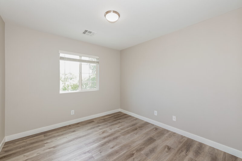 2,070/Mo, 10215 Cougar Crossing St Las Vegas, NV 89178 Bedroom View