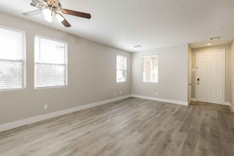 2,095/Mo, 11682 Autunno St Las Vegas, NV 89183 Living Room View 2