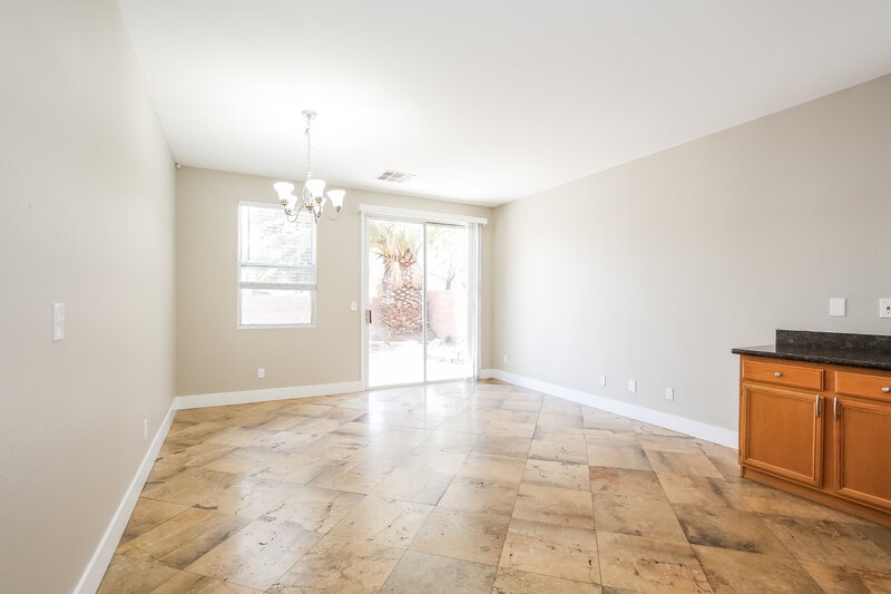 2,000/Mo, 11682 Autunno St Las Vegas, NV 89183 Dining Room View
