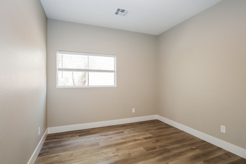 2,000/Mo, 11682 Autunno St Las Vegas, NV 89183 Bedroom View 2