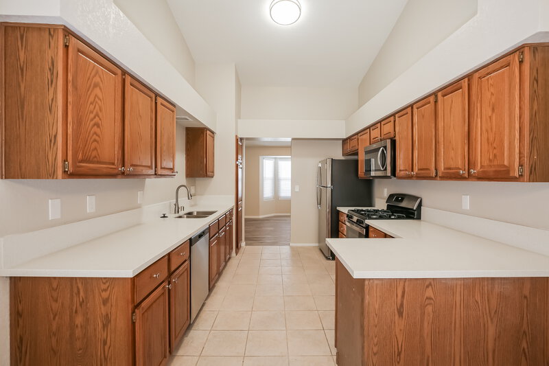 2,295/Mo, 4916 Rancho Bernardo Way Las Vegas, NV 89130 Kitchen View