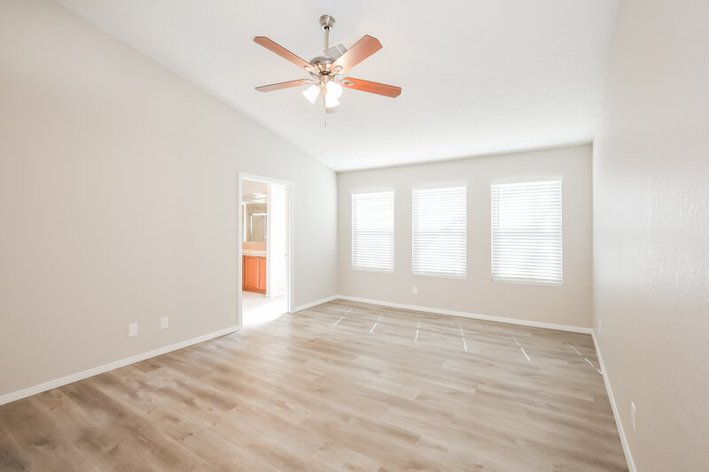 2,295/Mo, 4916 Rancho Bernardo Way Las Vegas, NV 89130 Main Bedroom View