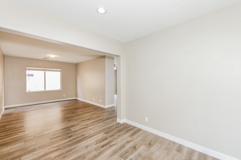 2,555/Mo, 7714 Hauck St Las Vegas, NV 89139 Living Room View