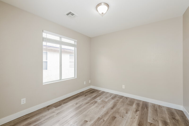 2,555/Mo, 7714 Hauck St Las Vegas, NV 89139 Bedroom View 2