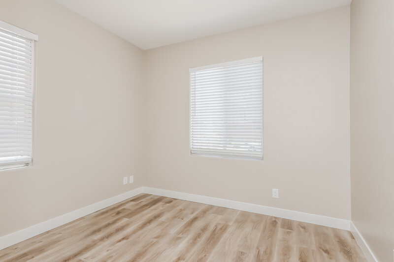 2,815/Mo, 7714 Hauck St Las Vegas, NV 89139 Bedroom View 2