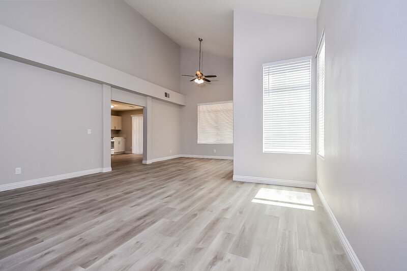 3,040/Mo, 1915 Casa Verde Dr North Las Vegas, NV 89031 Dining Room View