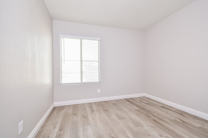 3,040/Mo, 1915 Casa Verde Dr North Las Vegas, NV 89031 Bedroom View 2