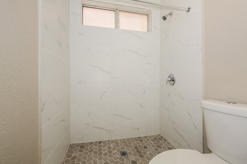 1,885/Mo, 6479 Lone Peak Way Las Vegas, NV 89156 Bathroom View 2