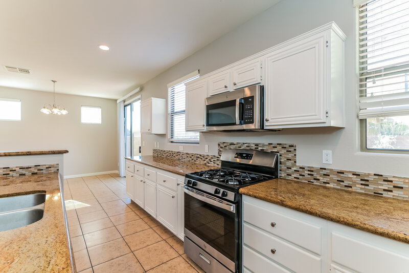 2,390/Mo, 3590 Bella Sovana Ct Las Vegas, NV 89141 Kitchen View 2
