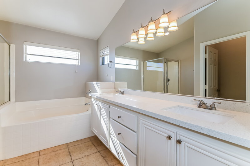 2,390/Mo, 3590 Bella Sovana Ct Las Vegas, NV 89141 Main Bathroom View