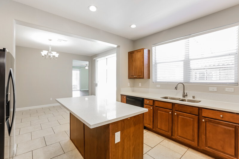 2,080/Mo, 8790 Ashley Park Ave Las Vegas, NV 89148 Kitchen View 2