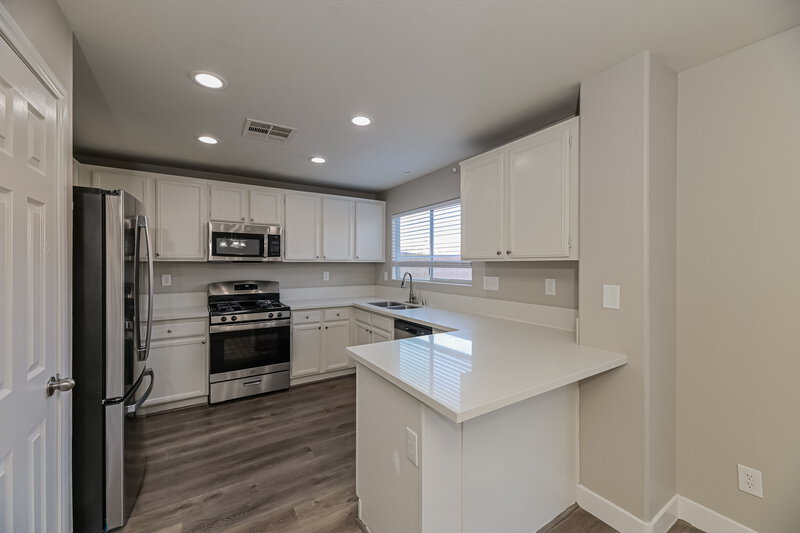 2,290/Mo, 10210 Nolinas St Las Vegas, NV 89141 Kitchen View