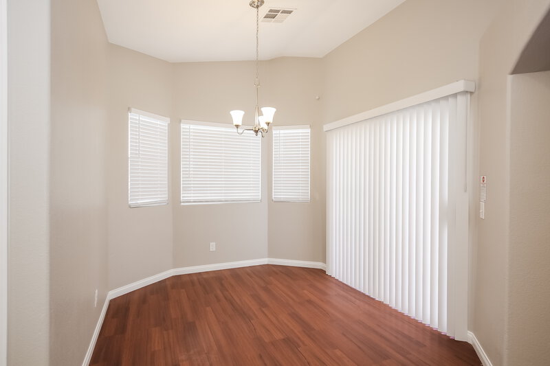 2,070/Mo, 615 Stonehurst Dr North Las Vegas, NV 89031 Misc View 5