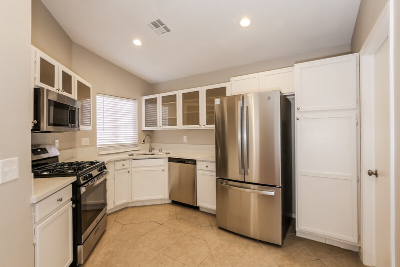 2,070/Mo, 615 Stonehurst Dr North Las Vegas, NV 89031 Misc View 6