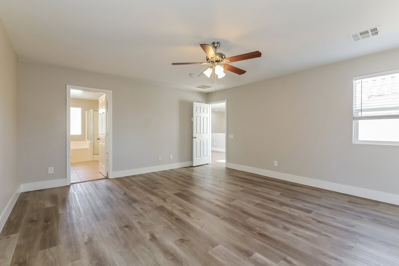 2,245/Mo, 2900 Rothesay Ave Henderson, NV 89044 Main Bedroom View 2