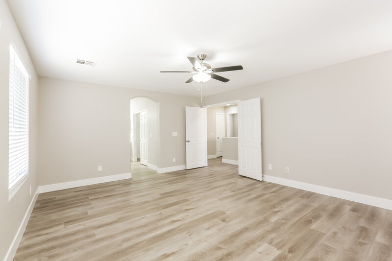 2,635/Mo, 8052 Severn Valley St Las Vegas, NV 89139 Main Bedroom View