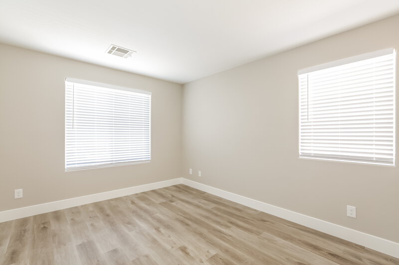 2,635/Mo, 8052 Severn Valley St Las Vegas, NV 89139 Bedroom View 2