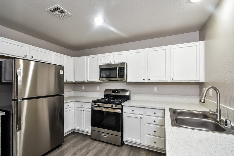 1,925/Mo, 9322 Winfrey Ave Las Vegas, NV 89148 Kitchen View