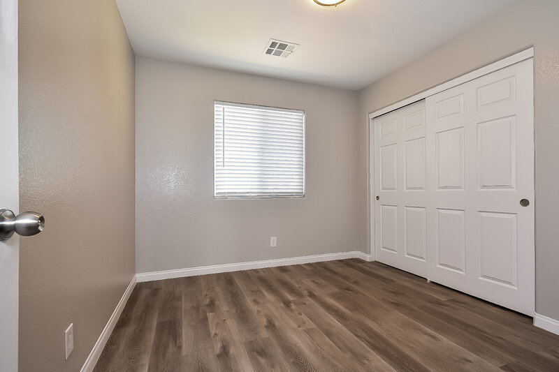 1,925/Mo, 9322 Winfrey Ave Las Vegas, NV 89148 Bedroom View