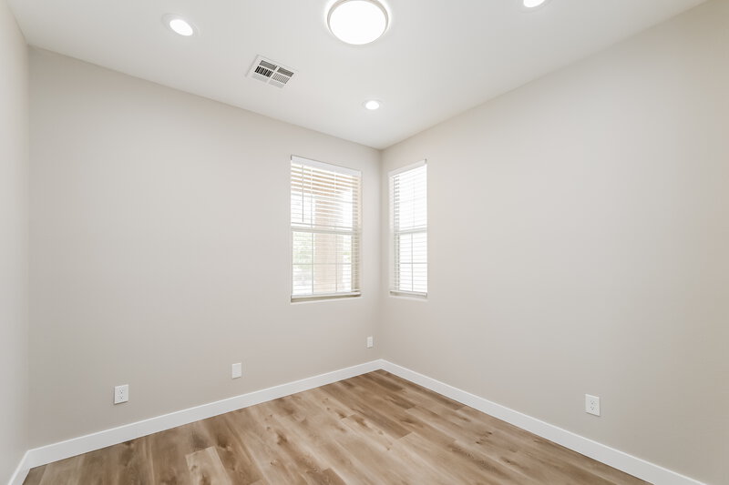 2,690/Mo, 6725 Brick House Ave Las Vegas, NV 89122 Bedroom View 2