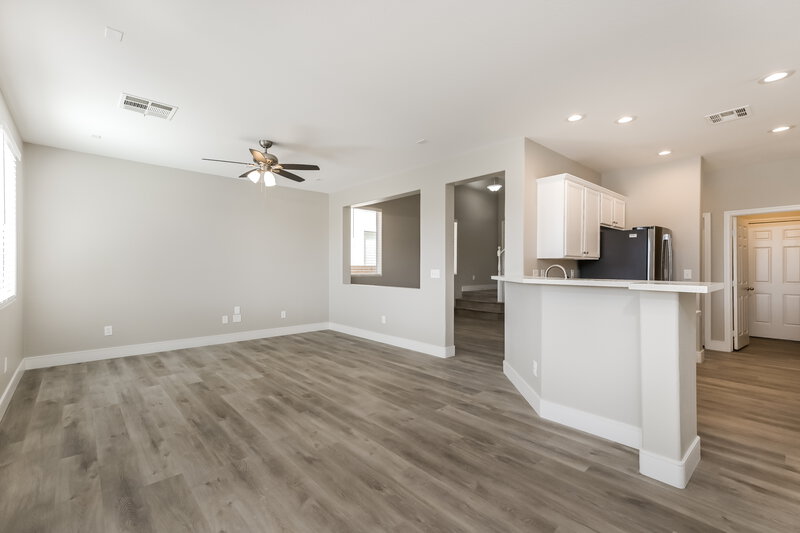 2,360/Mo, 10673 Mann St Las Vegas, NV 89141 Dining Room View 2