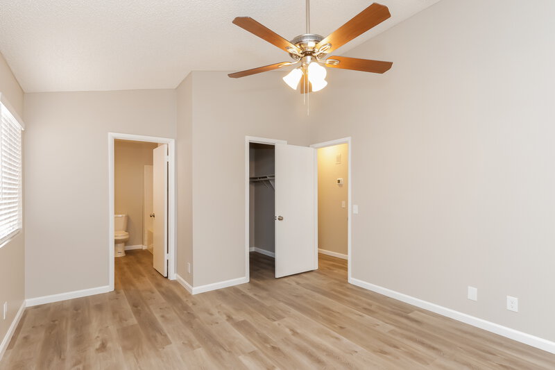 1,820/Mo, 1960 Turtlerock St Las Vegas, NV 89142 Main Bedroom View 2