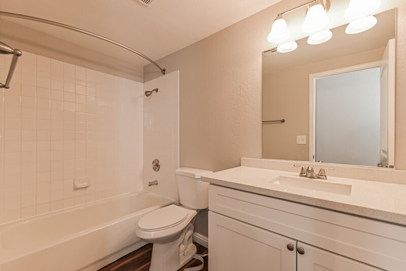 2,130/Mo, 828 Dulce Fountain Way Henderson, NV 89015 Bathroom View