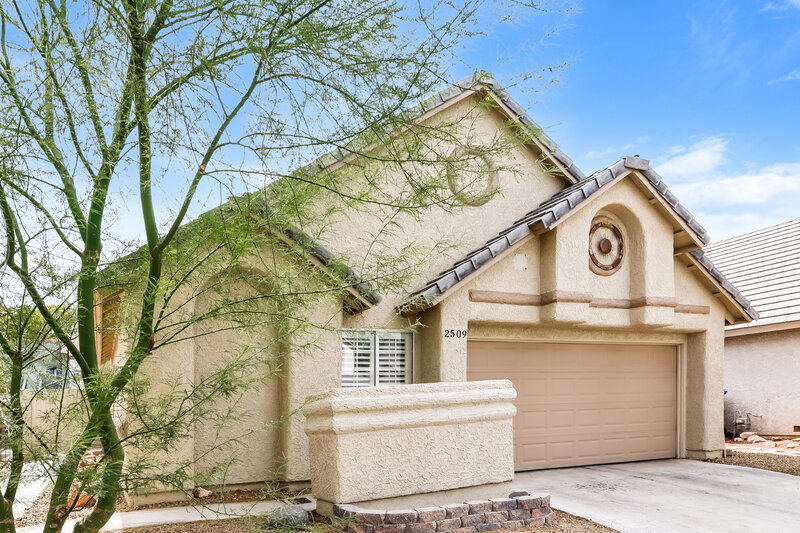 2,090/Mo, 2509 Kilmaron Cir Henderson, NV 89014 Front View