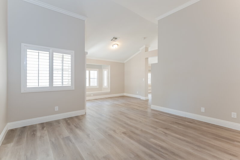 3,290/Mo, 2509 Kilmaron Cir Henderson, NV 89014 Living Room View 3