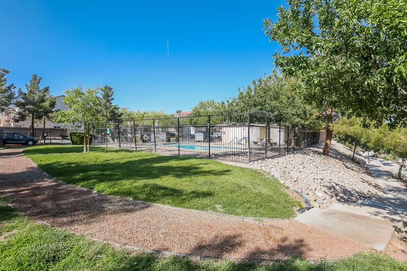 2,205/Mo, 5468 Mercantile St Las Vegas, NV 89118 Exterior View 2