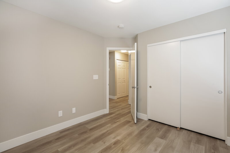 2,015/Mo, 6748 Broadacres Ranch St Las Vegas, NV 89148 Bedroom View 2