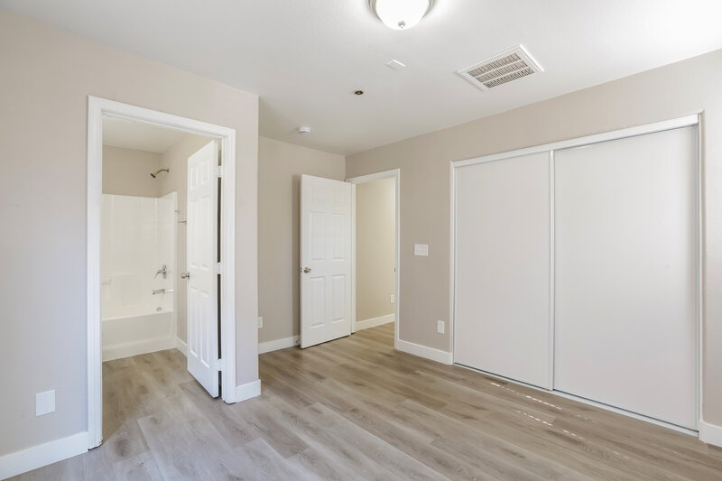 2,155/Mo, 4761 Saville Garden Ct Las Vegas, NV 89130 Misc View 12