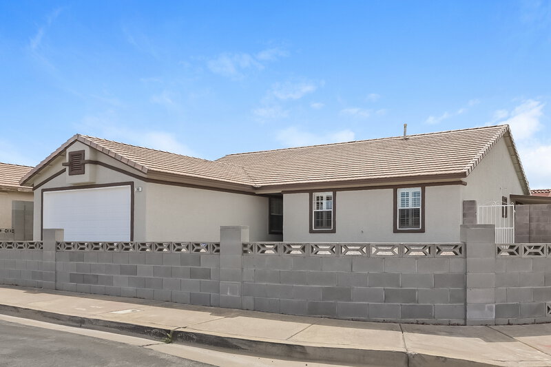 3,620/Mo, 360 Dooley Dr Henderson, NV 89015 Front View