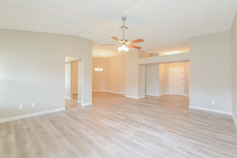 3,620/Mo, 360 Dooley Dr Henderson, NV 89015 Living Room View 2