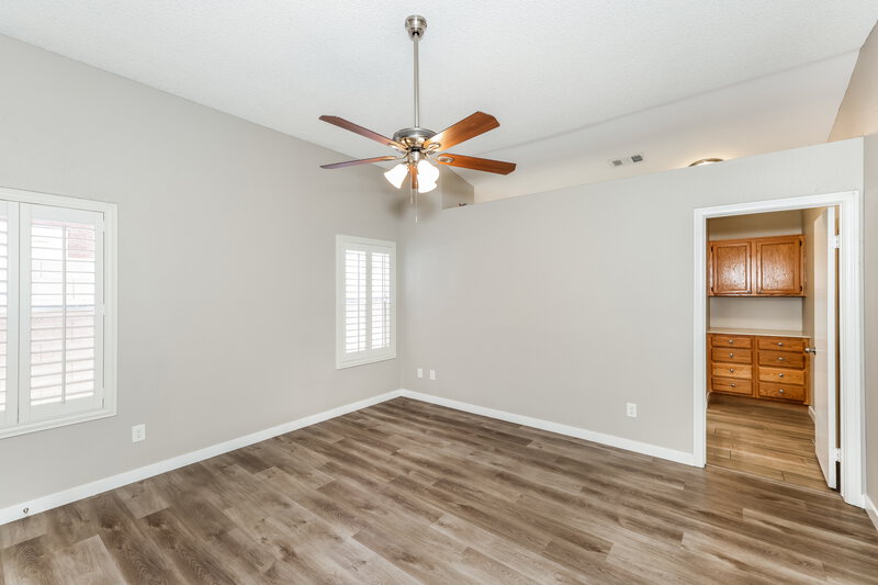 2,525/Mo, 360 Dooley Dr Henderson, NV 89015 Main Bedroom View