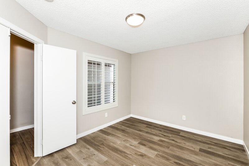 2,525/Mo, 360 Dooley Dr Henderson, NV 89015 Bonus Room View